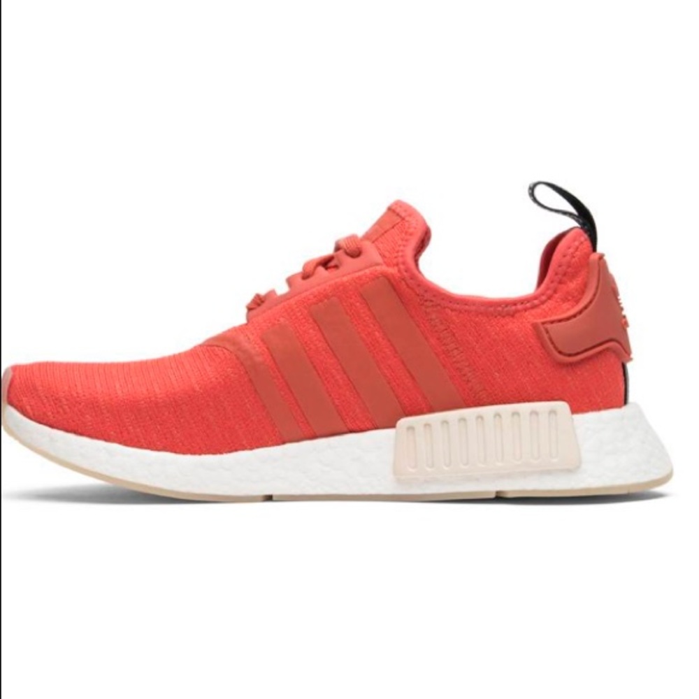 NMD 1 Trace Scarlet women